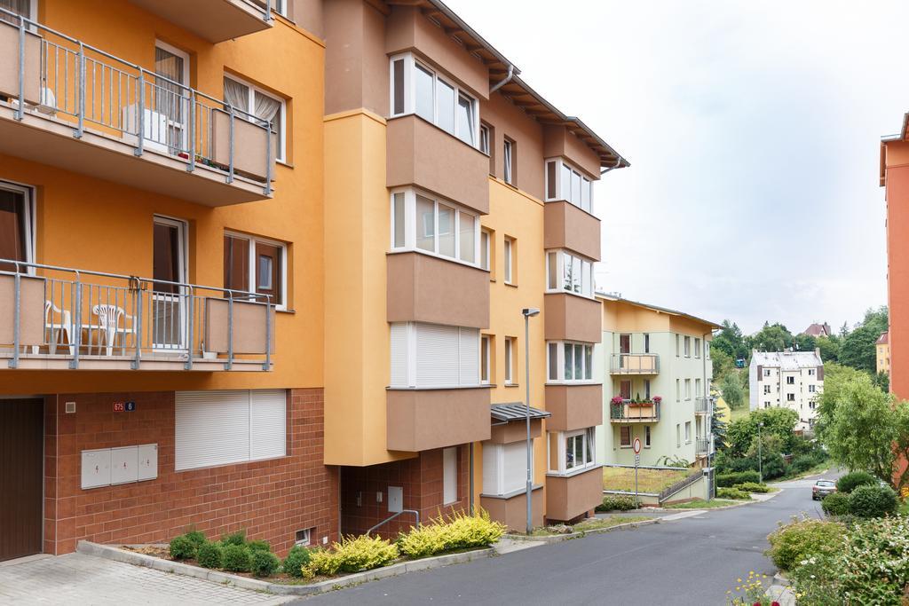 Modern Apartment With 2 Bedrooms Карлові Вари Екстер'єр фото